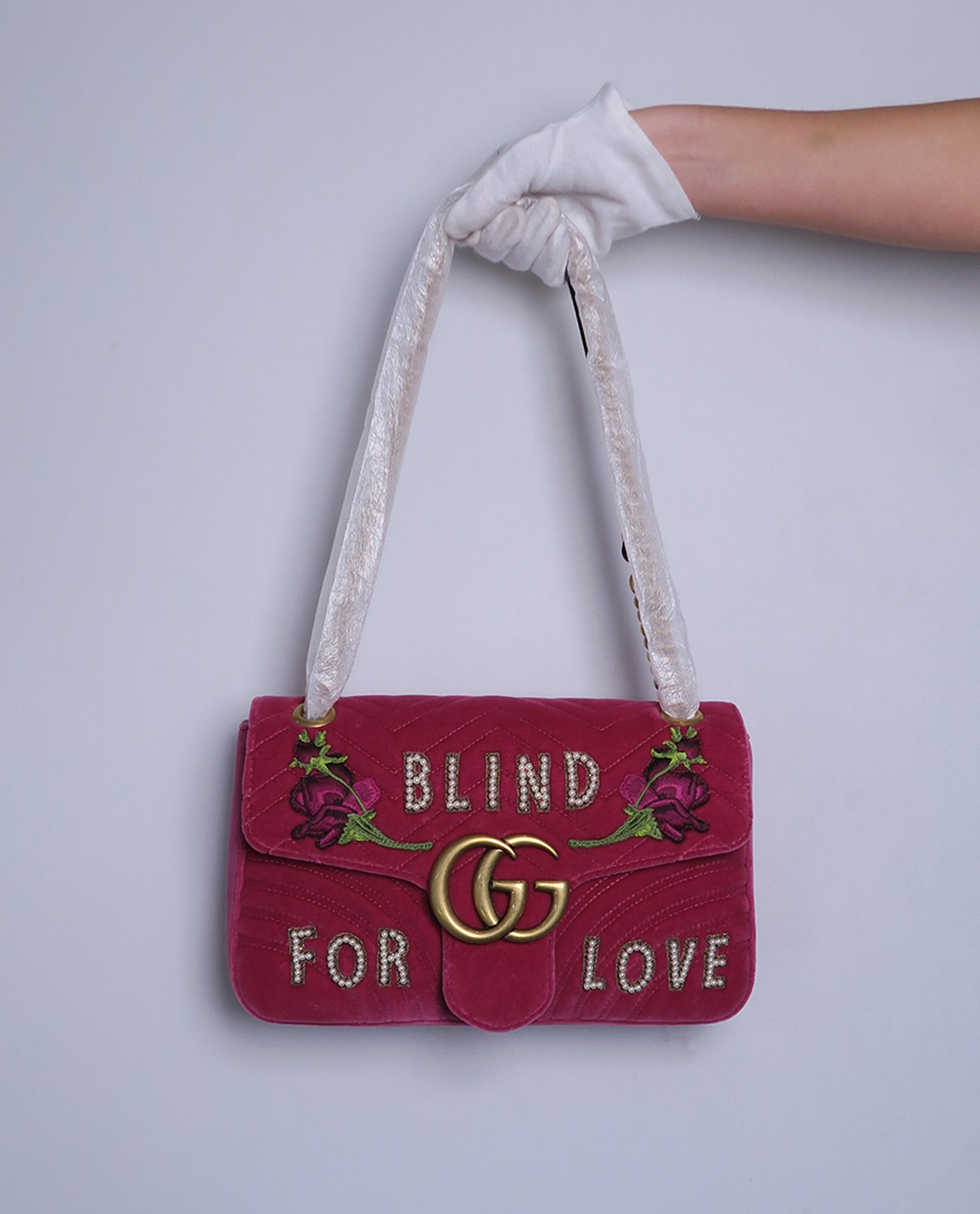 GG Marmont Blind For Love, front view